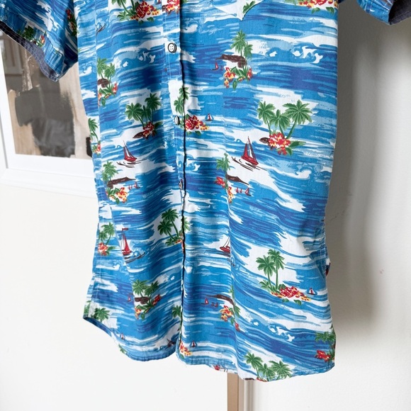 JAM SESSION Men's Blue Graphic Print Hawaiian Shirt Size L Slim Fit Summer - Picture 3 of 11
